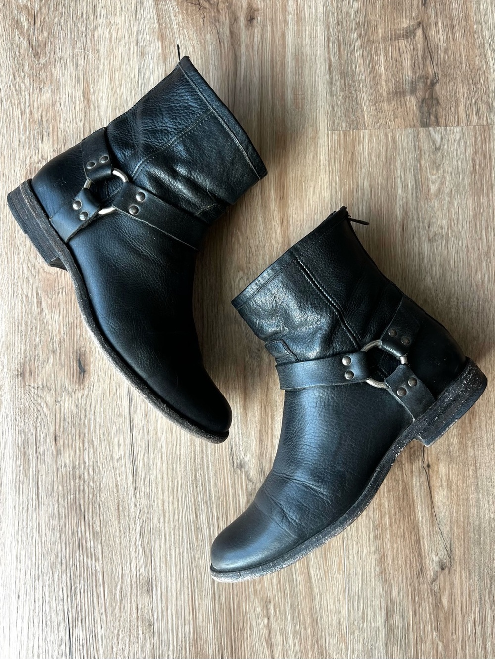 FRYE AND CO. Black Leather Philip Harness Ankle Boots